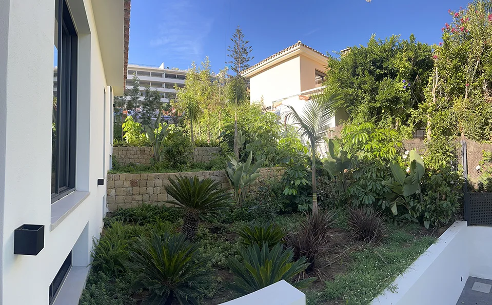 Jardín de Casa en Nueva Andalucía: vista 2 del archivo fotográfico